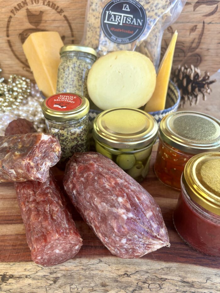 The Charcuterie Lover's Gift Box